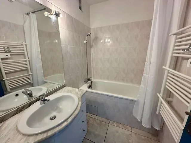 Duplex Face Apartment